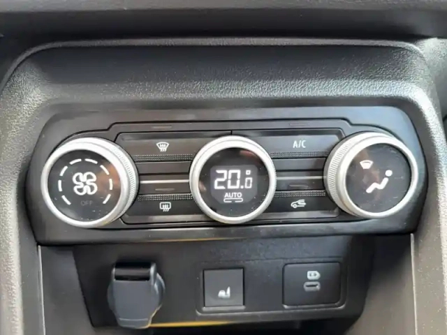 Dacia Sandero eco-g 100 gsr2 — photo 30