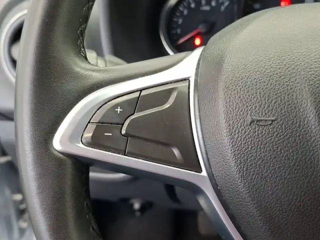 Dacia Sandero eco-g 90 — photo 31