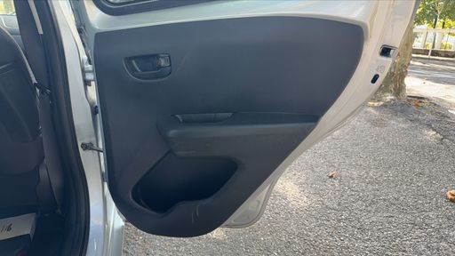 Peugeot 108 1.0 VTi 72 - Active – 2019 – 52682 km – Essence – Boîte Manuelle — photo 5