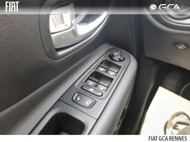Jeep Renegade 1.3 turbo t4 190ch 4xe limited at6 — photo 12