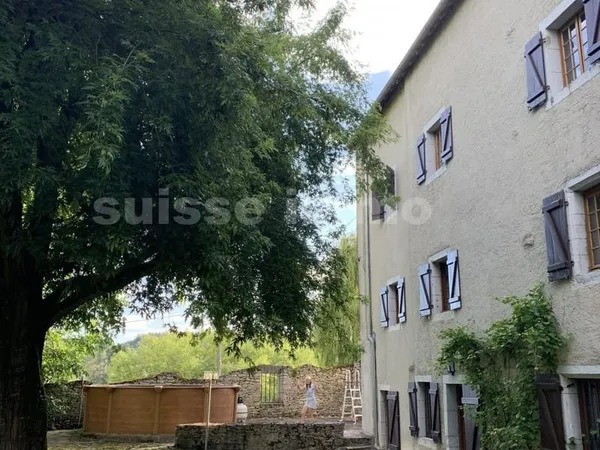 Maison - 9 pièce(s) - 425 m2