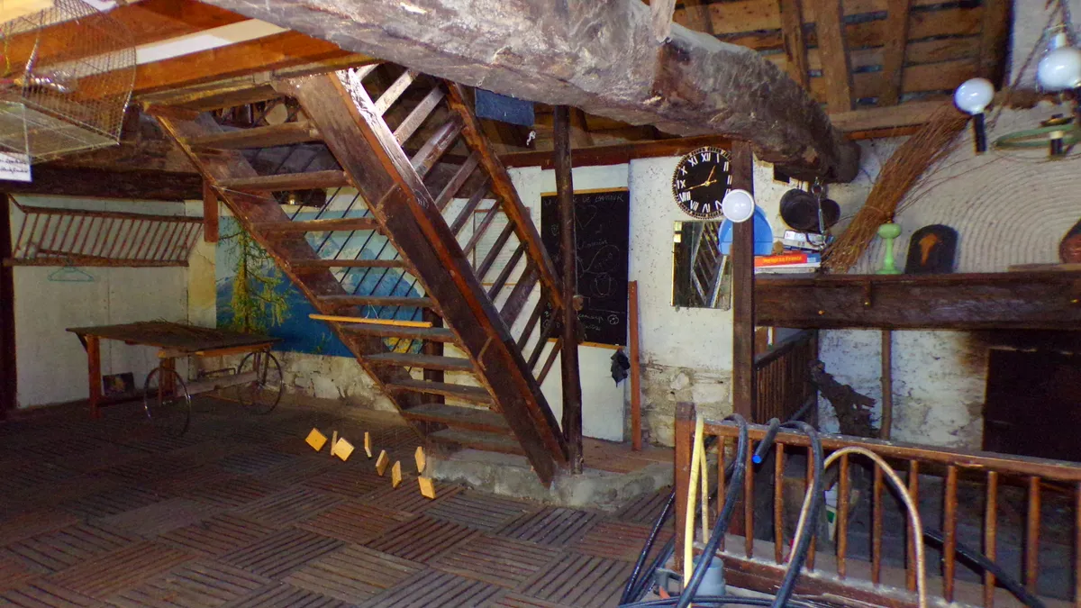 Photo 2