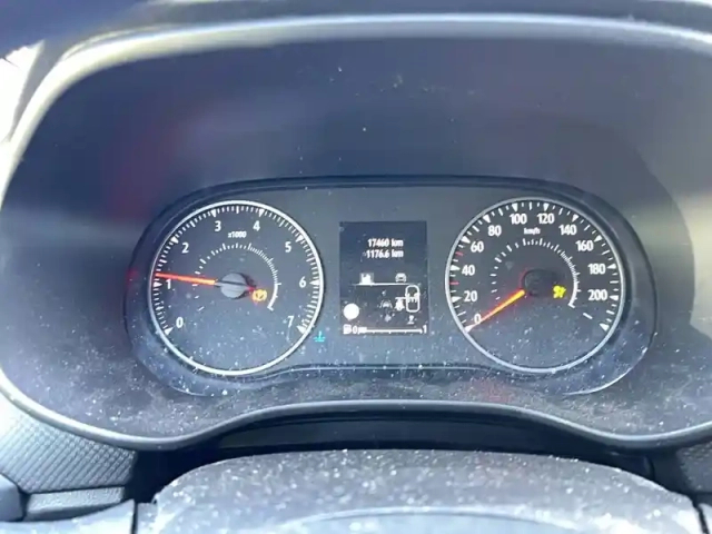 Dacia Sandero sce 65 — photo 10