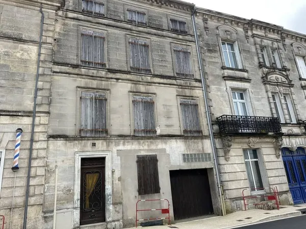 Maison 5 pièces 145 m²