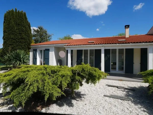 Maison Vente Bourgneuf 6p 110m² 360000€