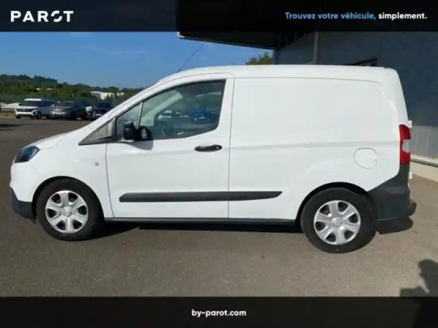 Ford Transit Courier fourgonnette 1.0e 100ch stop&amp;start trend — photo 24