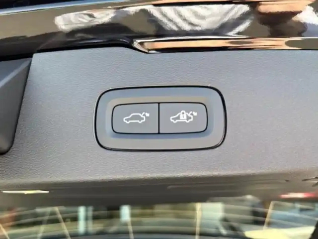 Volvo V60 t6 awd 253+145ch plus style dark geartronic 8 — photo 12