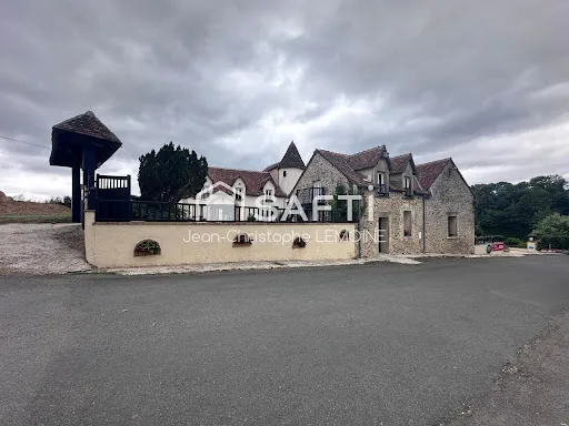 Propriété 2200 m²