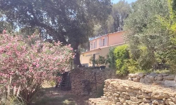 Maison 4 pièces 144 m²