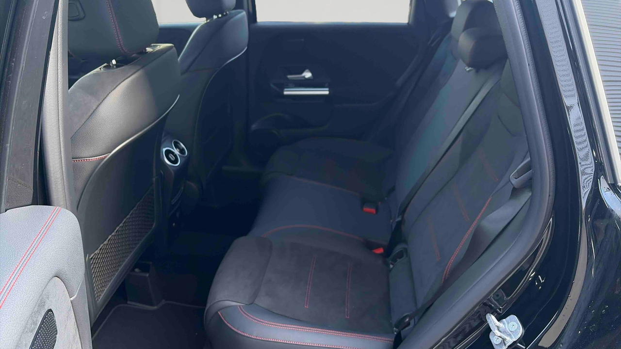 Mercedes Classe B 200 d 8G-DCT — photo 12