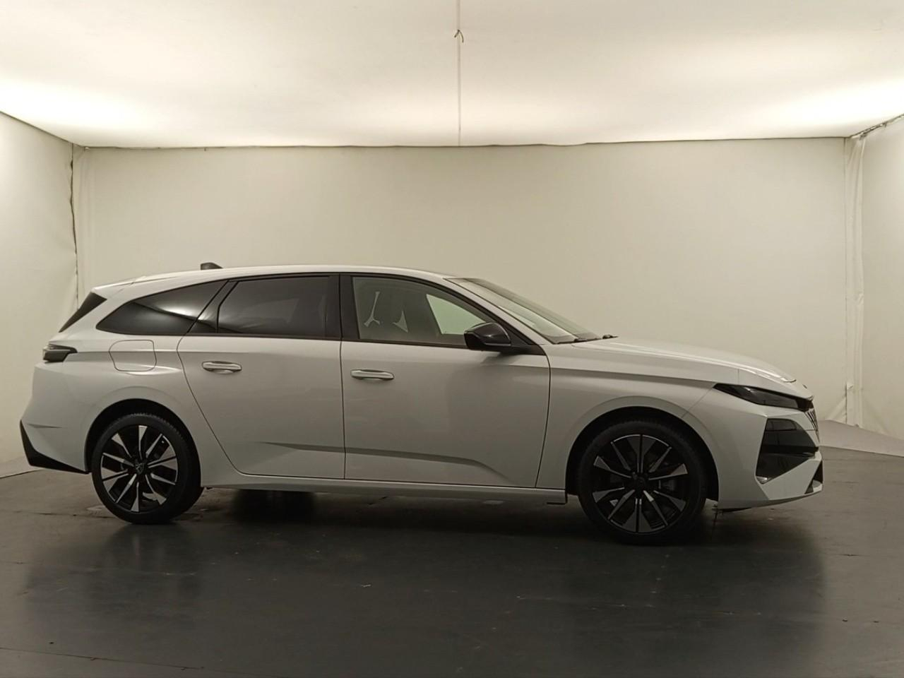 Peugeot 308 sw hybrid 145 e-dcs6 allure — photo 6