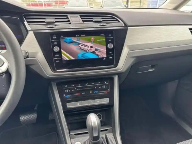 Volkswagen Touran 2.0 tdi 150 ch dsg7 life plus/vw — photo 10