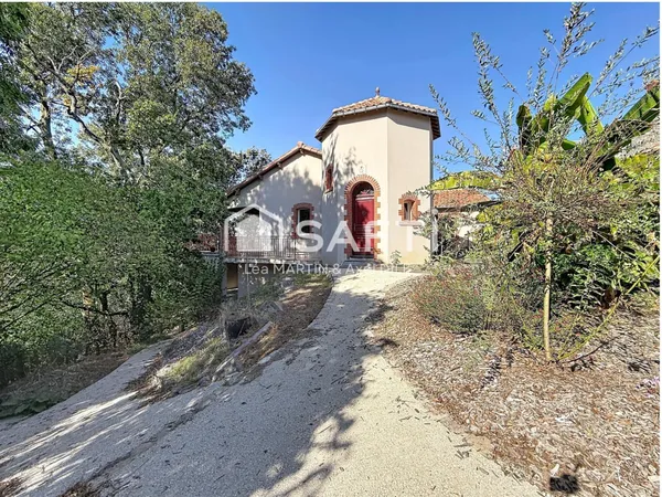 Propriété de 141m1 - 1 hectare - Terrasse et jardin