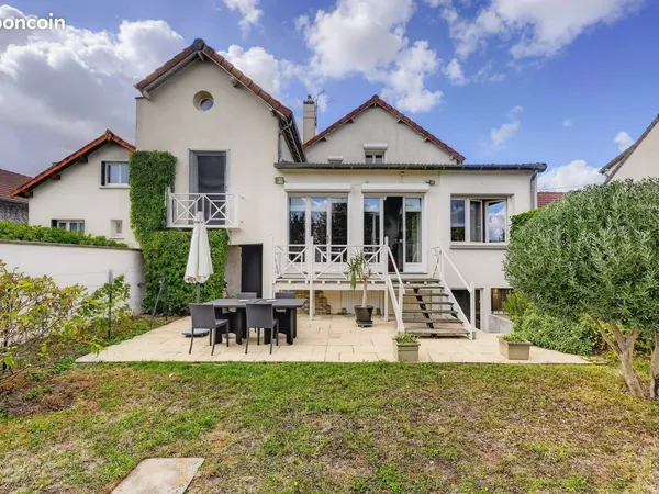 Maison 6 pièces 140 m²