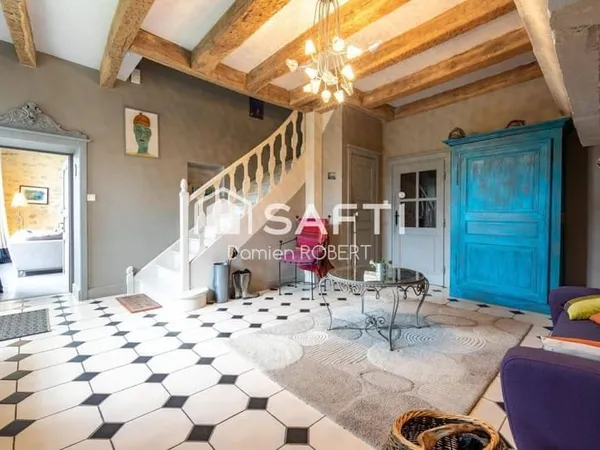 Maison 8 pièces 350 m²