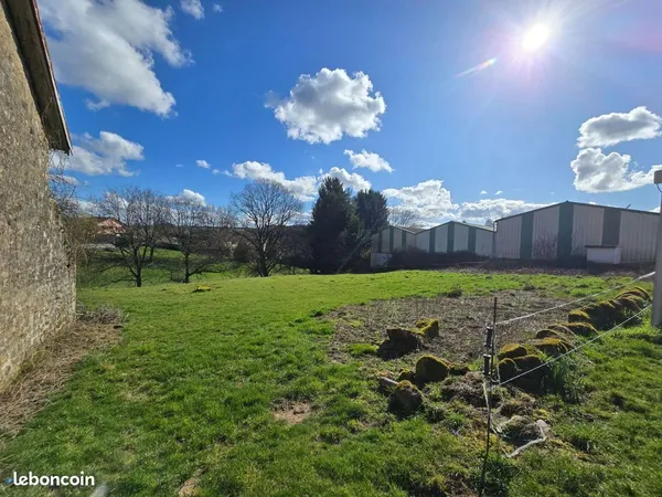 Terrain 1029 m² Uriménil