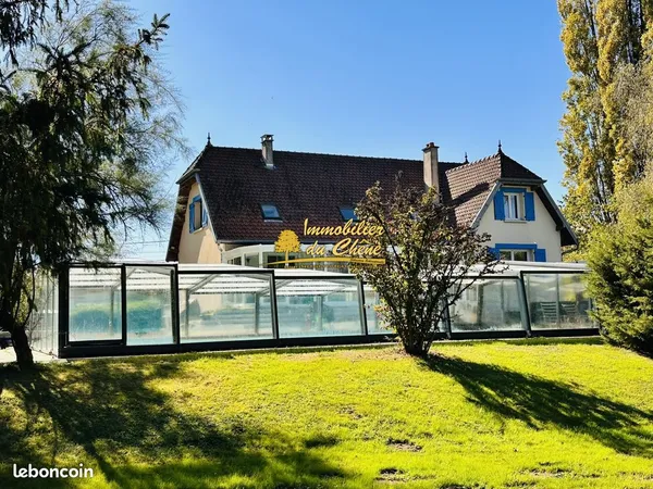 Maison 6 pièces 199 m²