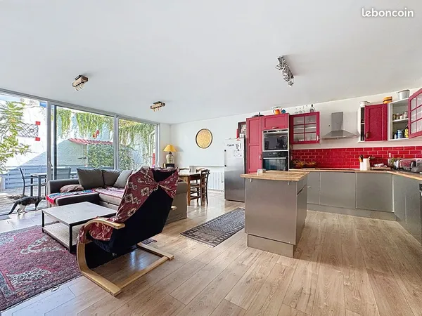 Maison 7 pièces 122 m²