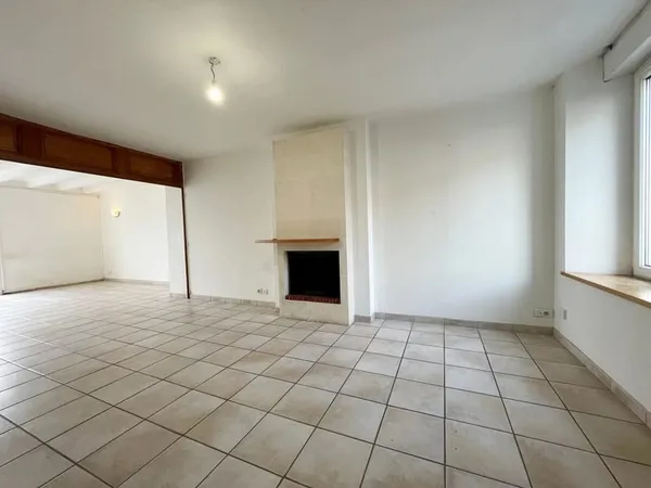MAISON DE TISSERAND - 135 M² - Au May sur Evre!