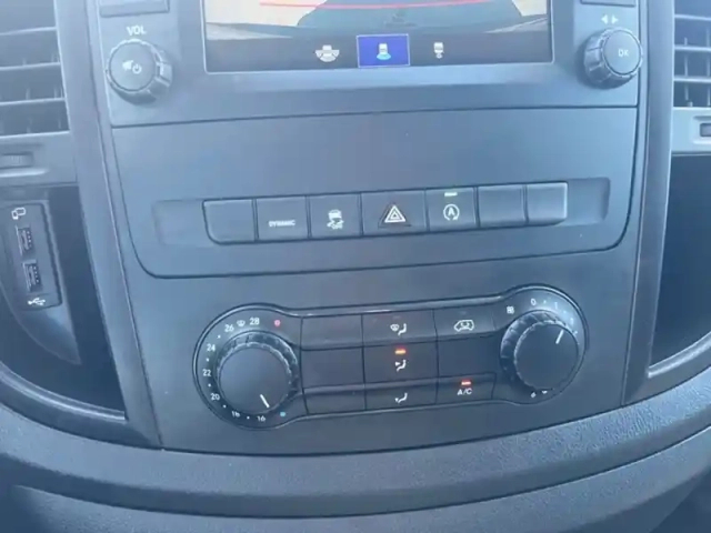Mercedes Vito 116 cdi fourgon long — photo 16