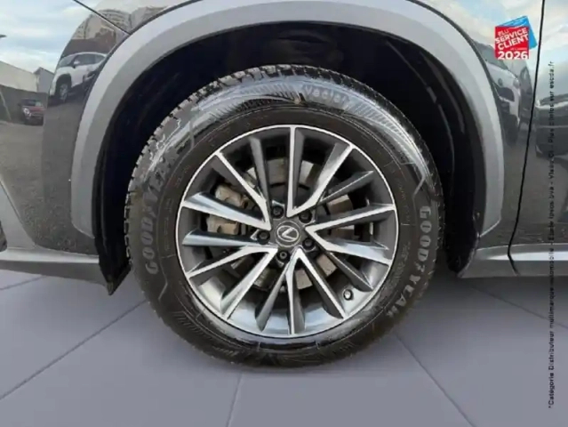 Lexus Nx 450h+ luxe 4wd touvrant sieges chauf/cuir volant chauf gps camera — photo 10