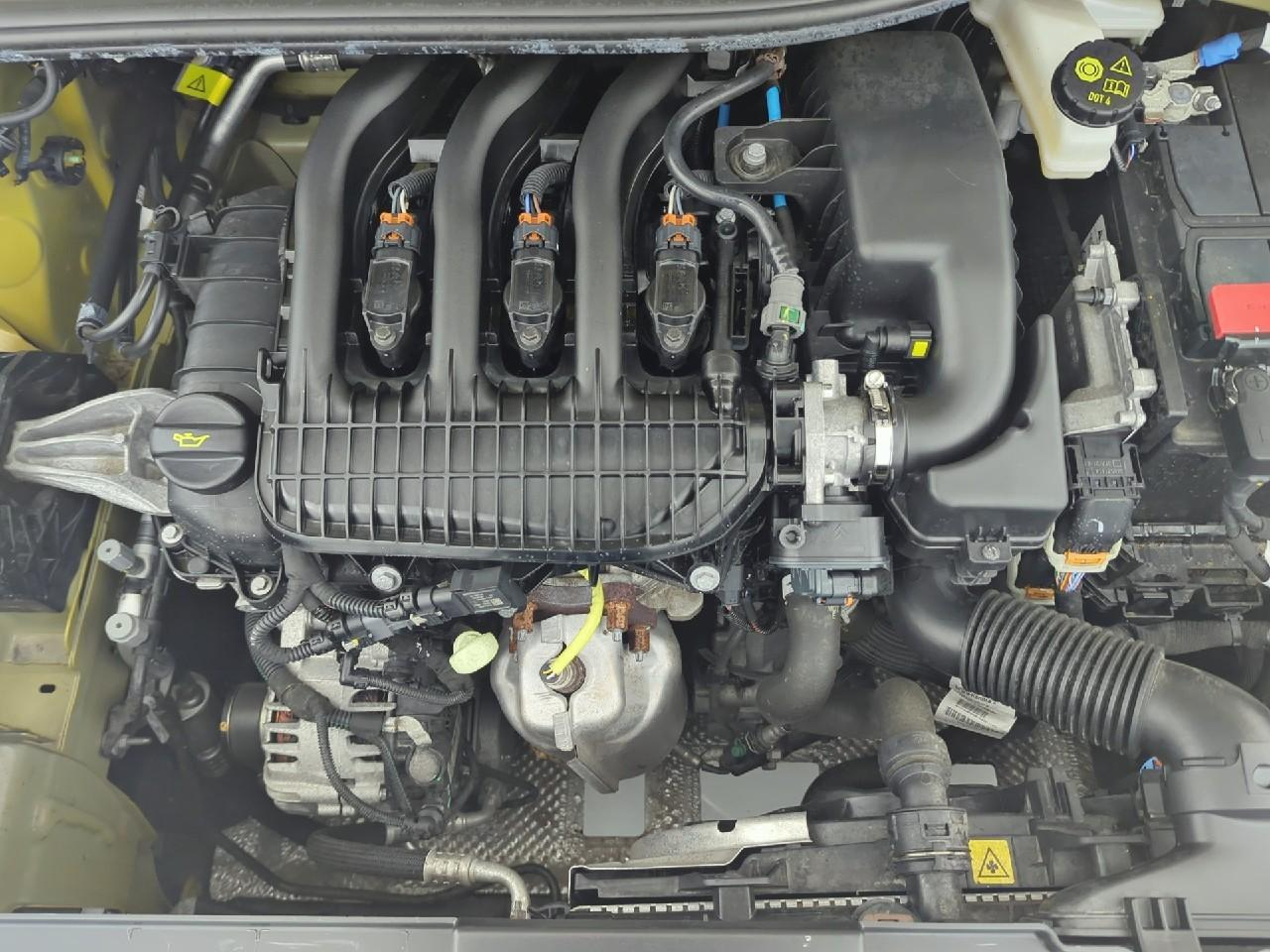 Peugeot 208 puretech 75 s&s bvm5 like — photo 16