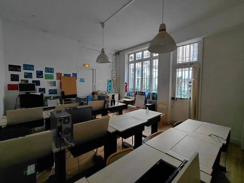 Photo 1