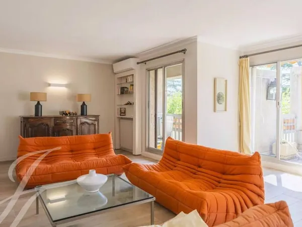 Appartement 5 pièces 153 m²