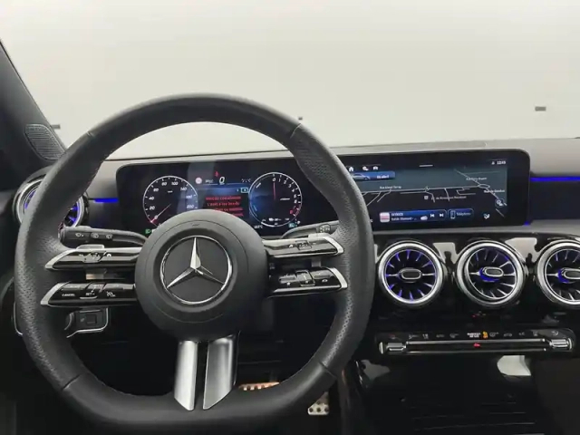 Mercedes Classe A 250 e hybrid eq 8g-dct — photo 22