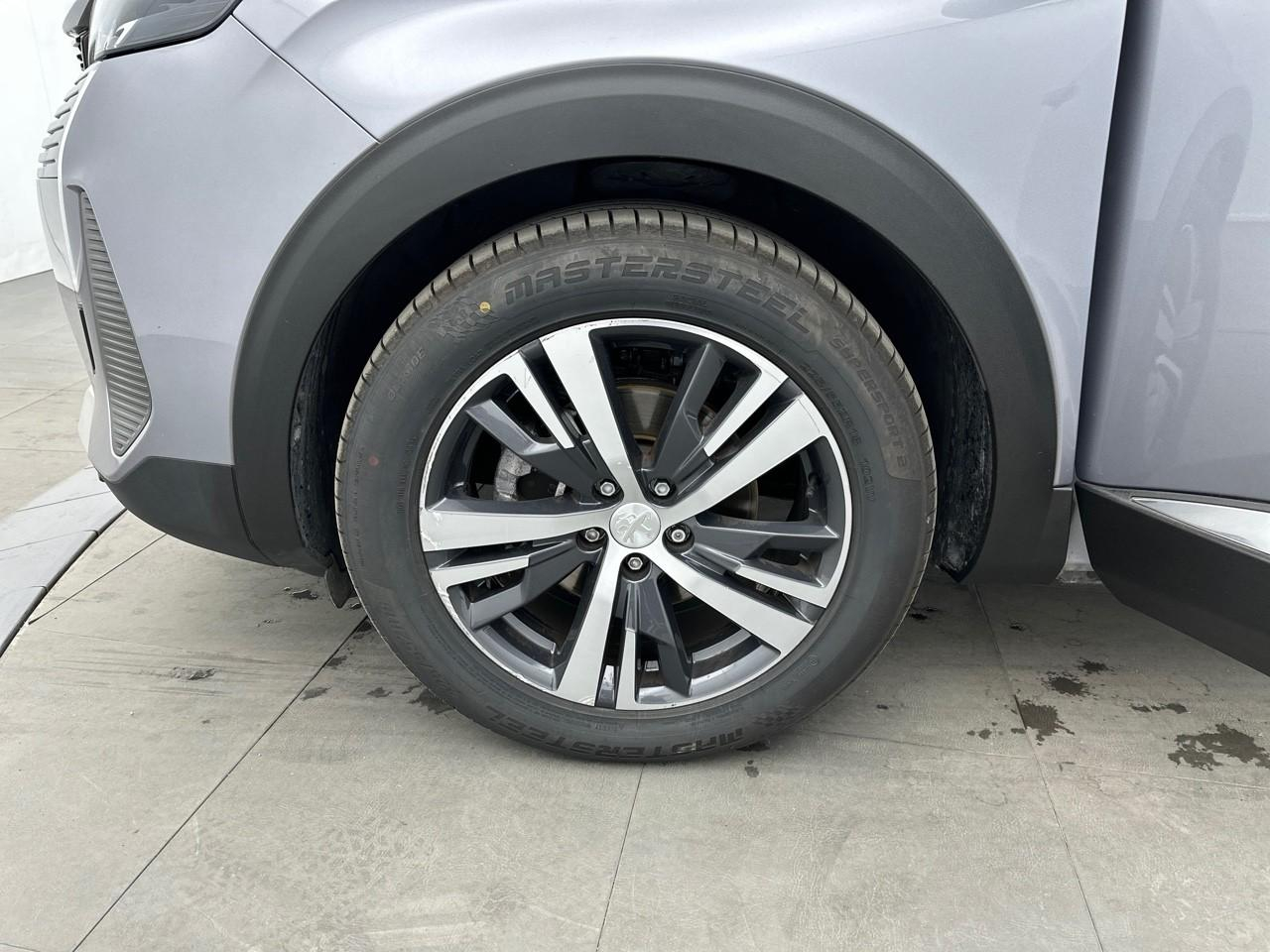 Peugeot 3008 puretech 130ch s&s eat8 allure pack — photo 14