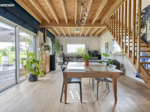 Maison 6 pièces 134 m²