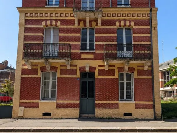 Immeuble de rapport 210 m²