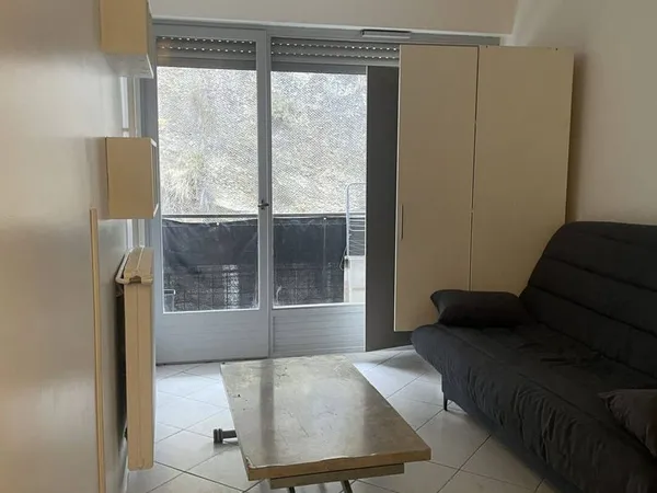 Studio 1 pièce 16 m²