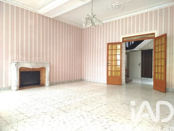 Maison 7 pièces 180 m²