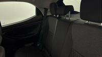 Toyota Yaris 116h Design 5p MY22 — photo 13
