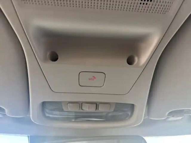Ford Tourneo courier 136ch 46kwh active — photo 15