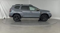 Dacia Duster 1.3 TCe 150ch FAP Extreme 4x2 EDC — photo 4
