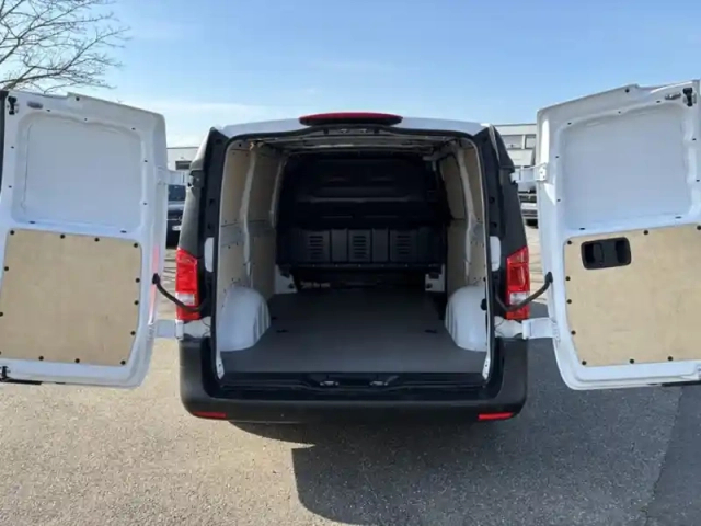 Mercedes Vito 116 cdi fourgon long l2 163ch — photo 41