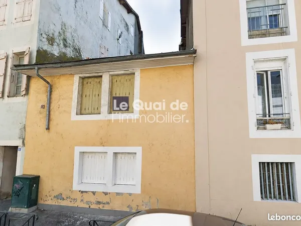 Immeuble de rapport 63 m²