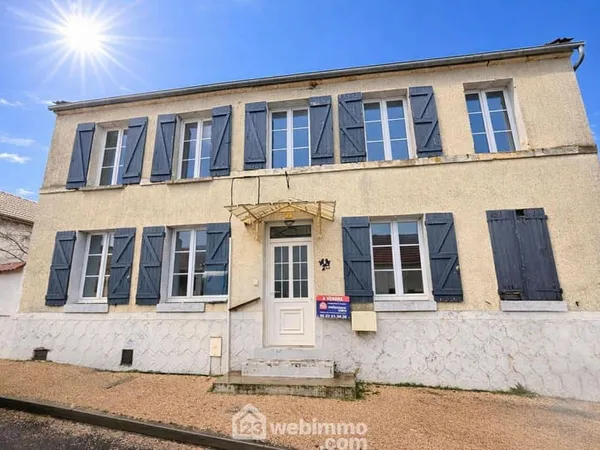 Maison de plain-pied 6 pièces 145 m²