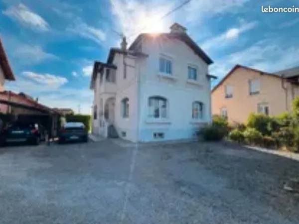 Maison grand terrain