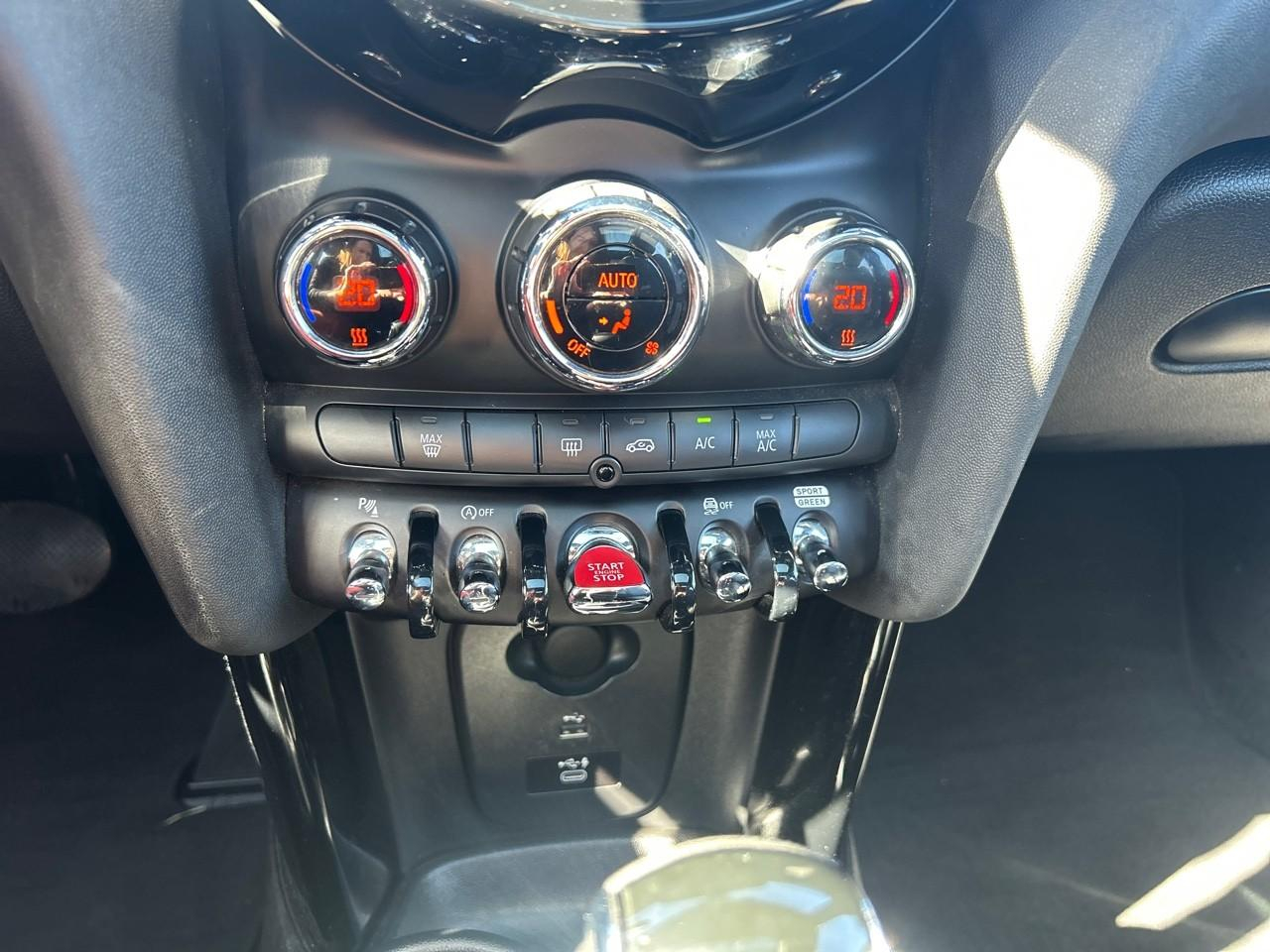 Mini One mini cooper 136ch  edition greenwich bva7 — photo 17