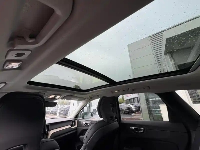 Volvo Xc60 t6 awd hybride rechargeable 253 ch+145 ch geartronic 8 — photo 23
