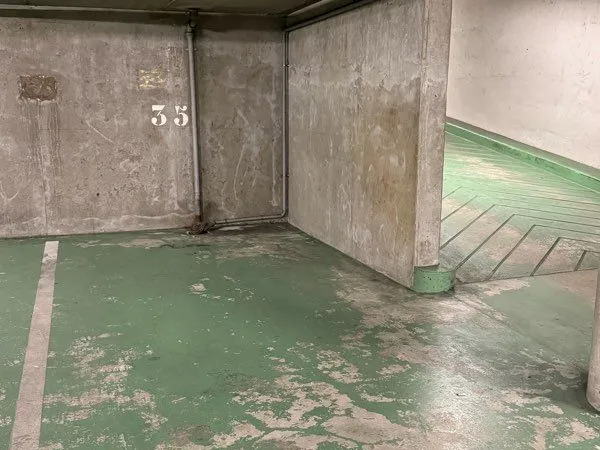 Parking à vendre