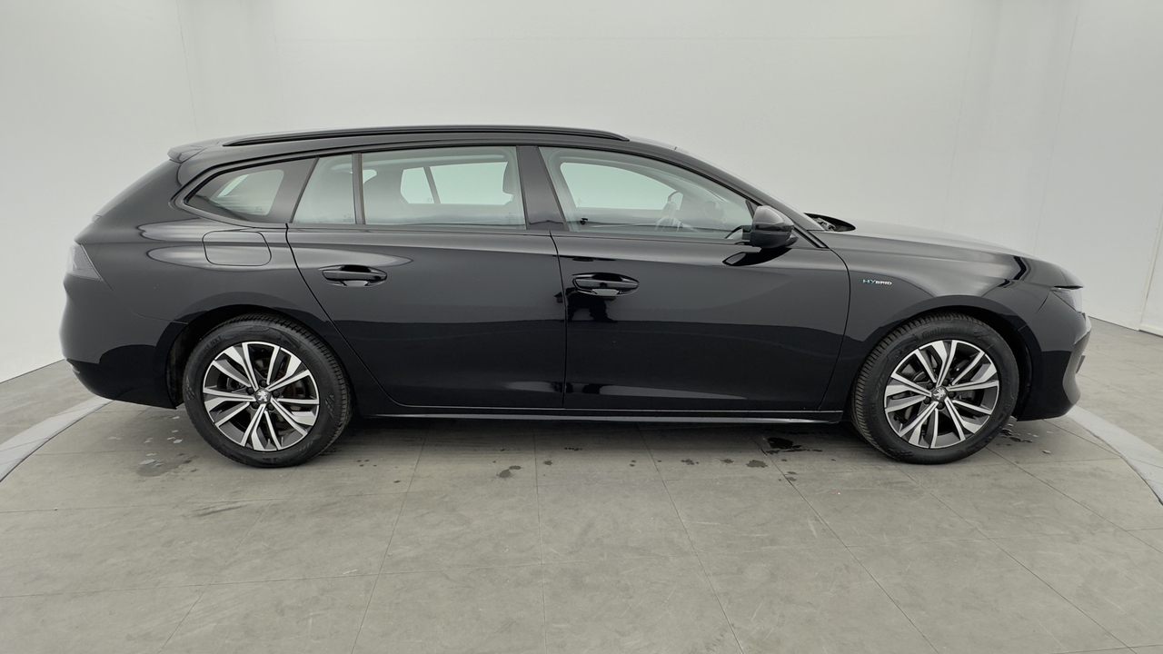 Peugeot 508 SW Hybrid 225 e-EAT8 — photo 6