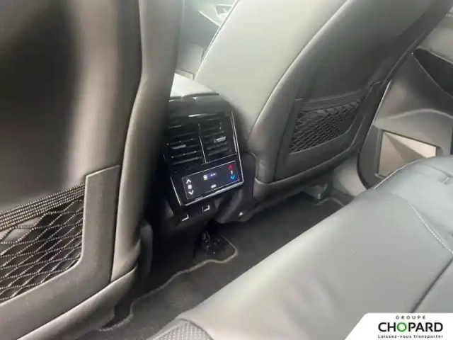 Ds Ds 7 hybride rechargeable e-tense 300 eat8 4x4 — photo 10