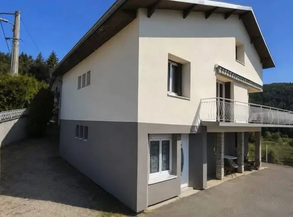 Maison 8 pièces 200 m²