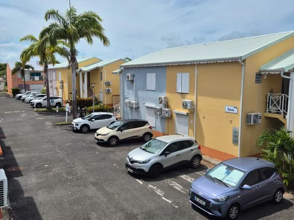 Appartement T2 Duplex - Citerne tampon - Résidence Port Caraibes - 1 min à pied marina de Saint-Fran