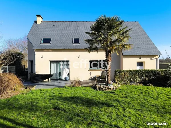 Maison 8 pièces 135 m²