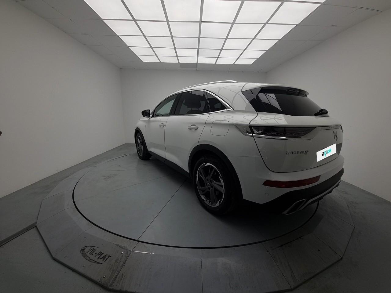 Ds Ds 7 crossback crossback hybride e-tense 300 eat8 4x4 rivoli — photo 3
